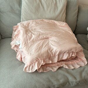 KING size pink comforter no shams